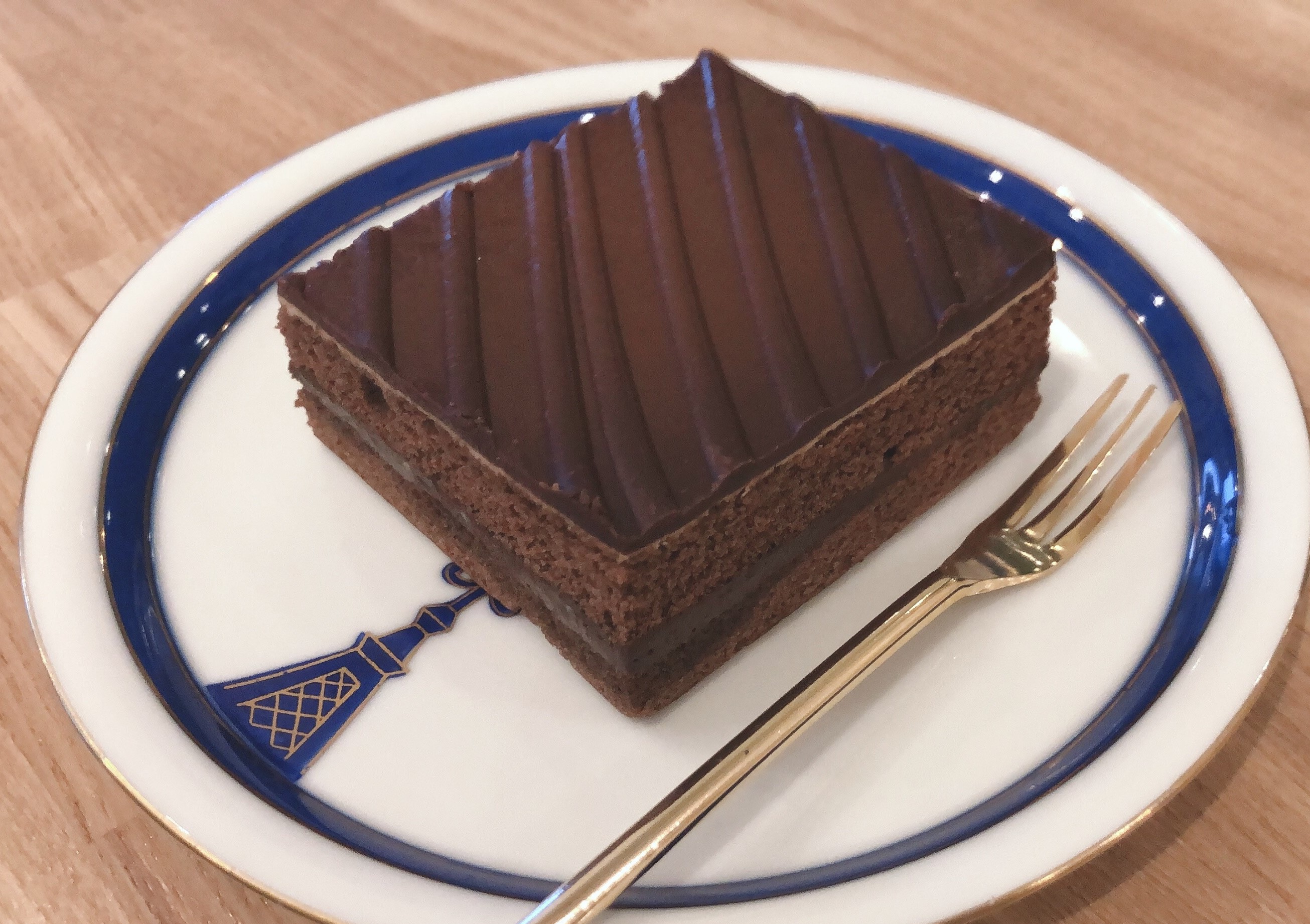 ケーキ（チョコレート）